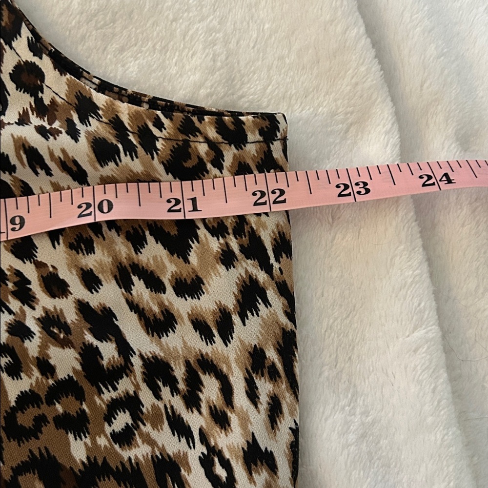 Kasper Animal Print Sleeveless Blouse - Picture 7 of 10